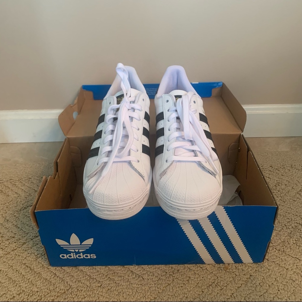NEW Adidas Superstar Shoes | Women’s Size 8.5